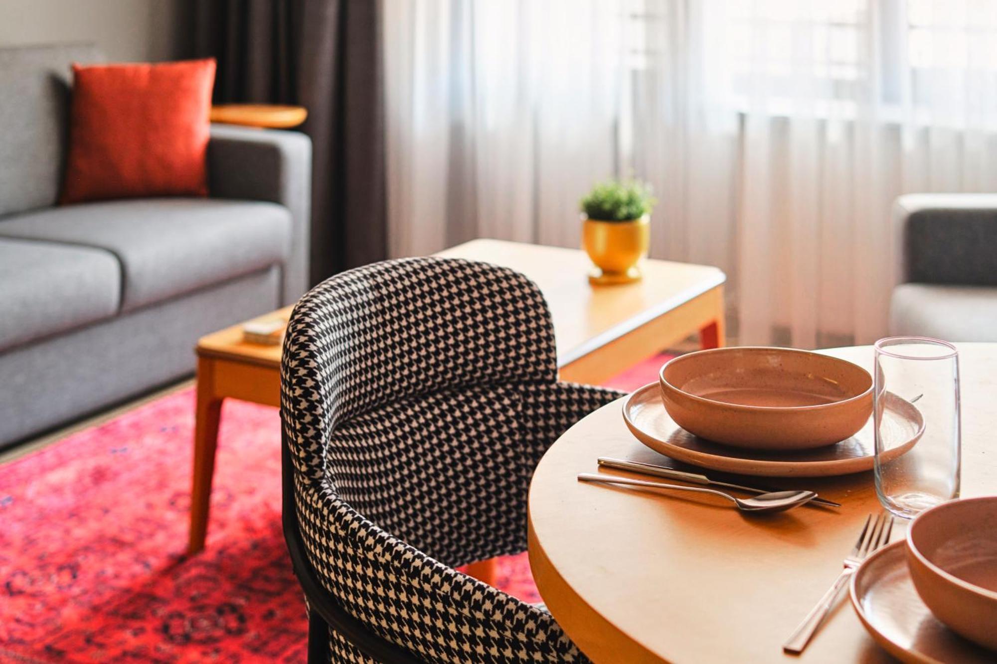 Taks-Inn Suites Стамбул Экстерьер фото